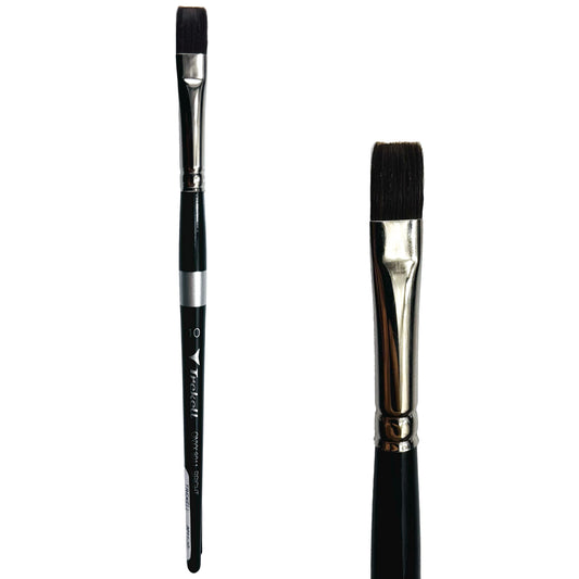 Trekell Onyx #10 Bright Brush - Short Handle, with short, straight-edged flat bristles.