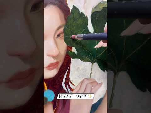 Trekell Wipe Out Tool for refining painted details.
